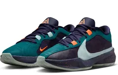 La Zoom Freak 5 passe en mode “Nigerian Nightmare”