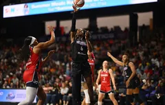 Les Valkyries passent la cinquième à Washington