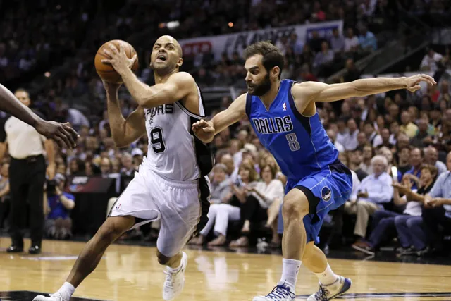 NBA: Playoffs-Dallas Mavericks at San Antonio Spurs