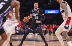 Alex Len en partance vers Indiana