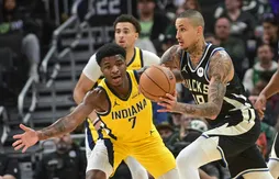 Kam Jones rebondit à Milwaukee