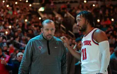 Josh Hart et Jalen Brunson rendent hommage à Tom Thibodeau
