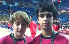 Ceux qui font le Mondial : Ege et Ali, nettoyeurs de parquet