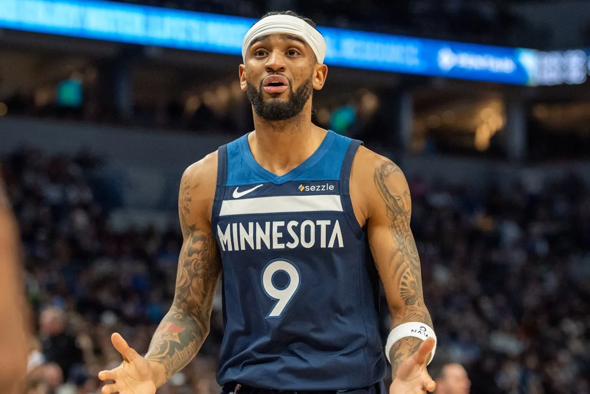 Nickeil Alexander-Walker Wolves