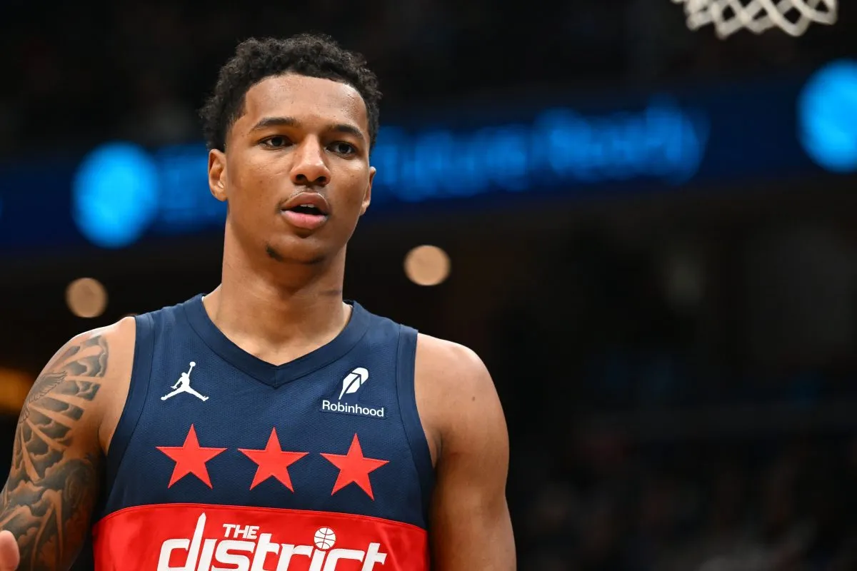 Julian Reese retrouve Derik Queen chez les Pelicans