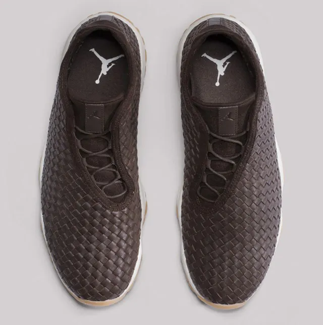 air-jordan-future-premium-dark-chocolate-3