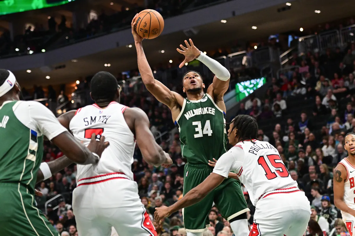 Giannis Antetokounmpo face aux Bulls