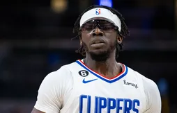 Sorti du cinq et sur le banc toute la seconde période, Reggie Jackson reçoit le soutien de Nicolas Batum