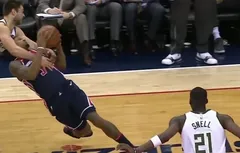 Les Wizards en colère contre Matthew Dellavedova