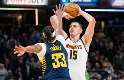 Nikola Jokic tire les Nuggets d’affaire à Indiana