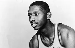Il y a 75 ans, Earl Lloyd devenait le premier joueur noir en NBA