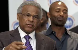 Le conflit se transforme en western !