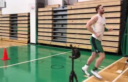 Brad Stevens : “Pour Gordon Hayward, le chemin est encore long”