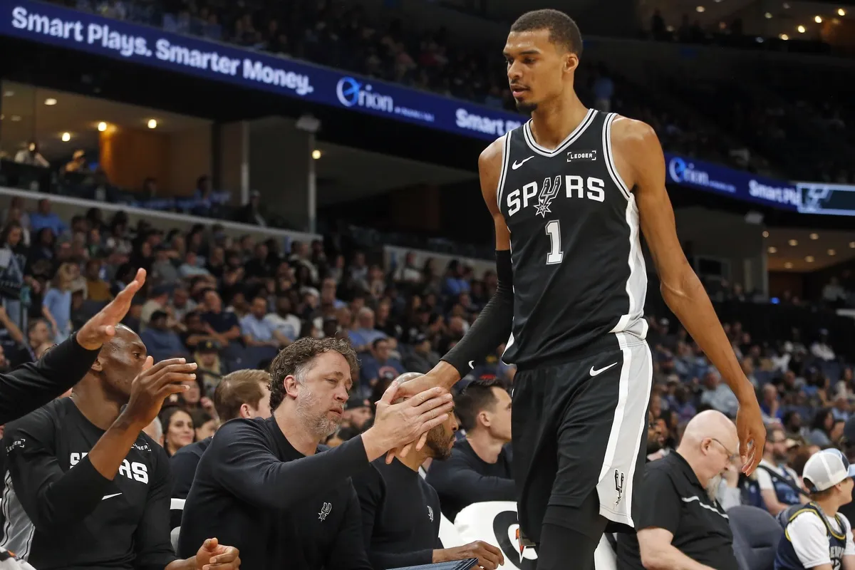 Défenseur de l'année 2026 | Victor Wembanyama élu à l'unanimité !