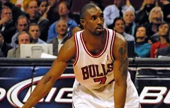 Ben Gordon, Derrick Rose et les Bulls renversent les Rockets