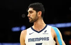 Les Grizzlies envoient Santi Aldama à Dallas