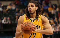 Chris Copeland maintenu en soins intensifs après son agression