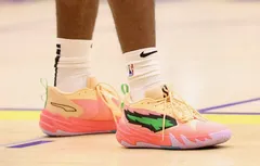 Scoot Henderson apparaît avec sa propre chaussure signature aux pieds