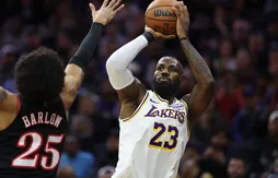 LeBron James sort le grand jeu pour faire plier les Sixers