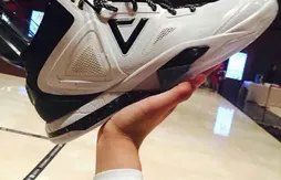 De nouvelles images de la TP9-III, la prochaine chaussure de Tony Parker