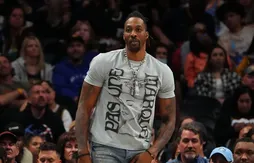 Dwight Howard va piger dans un tournoi à Dubaï…