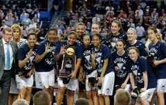 NCAA : le “Three Peat” pour les filles de UConn
