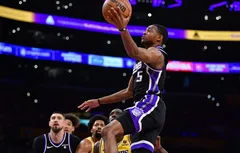 Les Kings et De’Aaron Fox (44 points) coulent encore les Lakers