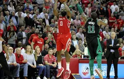 Maître du stepback, James Harden (45 points) écoeure les Celtics