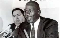 Jerry Krause sur Michael Jordan : “On était tous les deux des compétiteurs féroces et bornés”