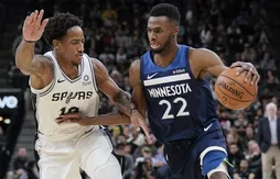 Andrew Wiggins enfonce les Spurs dans le money-time