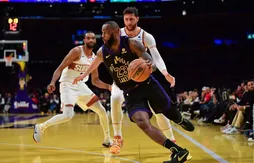 LeBron James éteint les Suns et envoie les Lakers dans le dernier carré
