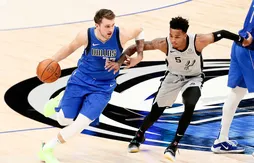 Luka Doncic terrasse les Spurs avec un triple double historique et un record en carrière !