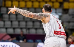 Avant Giannis Antetokounmpo, Sandro Mamukelashvili a croqué Santi Aldama