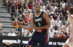 Malmenés pendant trois quart-temps, les Bleus retournent finalement le Monténégro