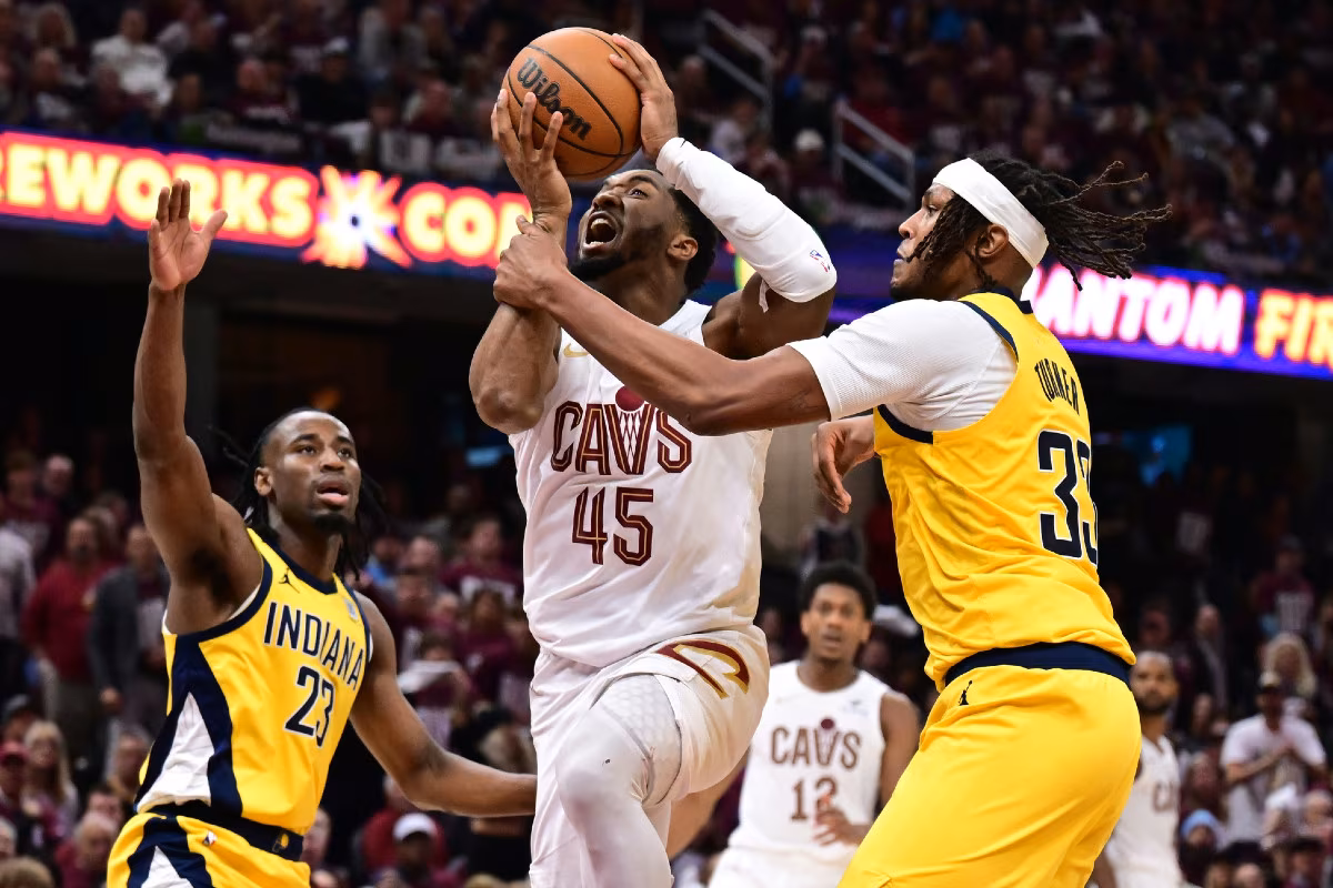 Donovan Mitchell et les Cavalirs face aux Pacers