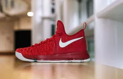 Nike : une KD9 rouge et blanche, tout simplement