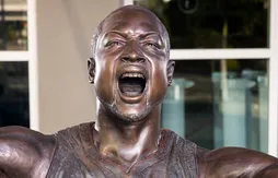 Deux ans après, la statue de Dwyane Wade change de visage
