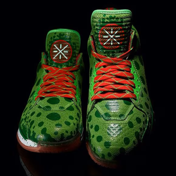 Li-Ning-Way-of-Wade-2-Christmas-Detailed-Look-2