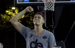 Les highlights de l’énorme concours de dunks du championnat d’Europe 3×3