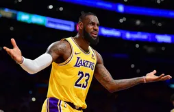 LeBron James zappe les médias et les Lakers plongent dans la crise