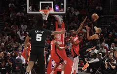 Dans le money time, les Rockets musèlent « Wemby » et les Spurs