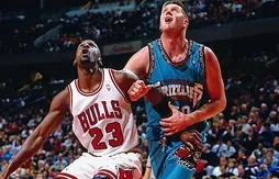 David Stern regrette que Vancouver n’ait pas connu le même destin que Toronto