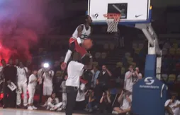Les images du Midnight Madness Dunk Contest de Londres