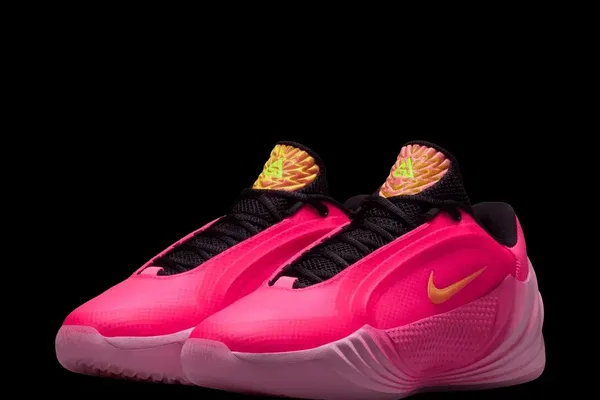 La Giannis Freak 8 « Hyper Pink » tombe à pic !