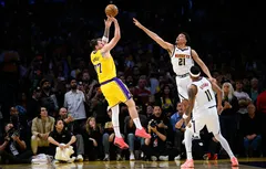 LeBron James savoure le « game winner » de Luka Doncic
