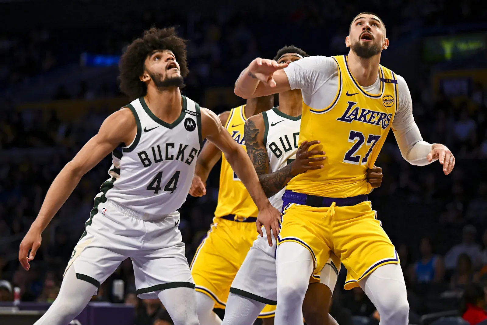Alex Len file au Real Madrid