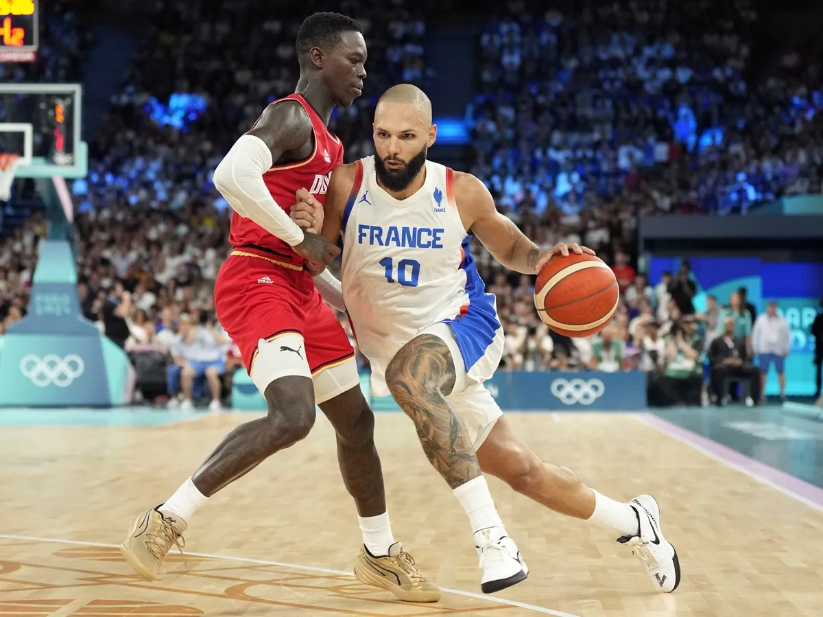 Equipe de France : Evan Fournier forfait pour le début de l'été
