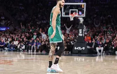 Le Top 10 de la nuit | Jayson Tatum ridiculise deux fois Precious Achiuwa !
