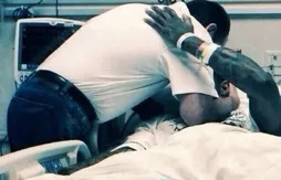 L’image du jour : Coach K. au chevet de Paul George