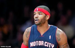Stan Van Gundy ne veut plus voir Josh Smith pillonner à 3-points